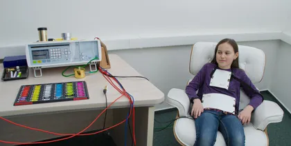 Tereza Jágrová při biorezonanční terapii